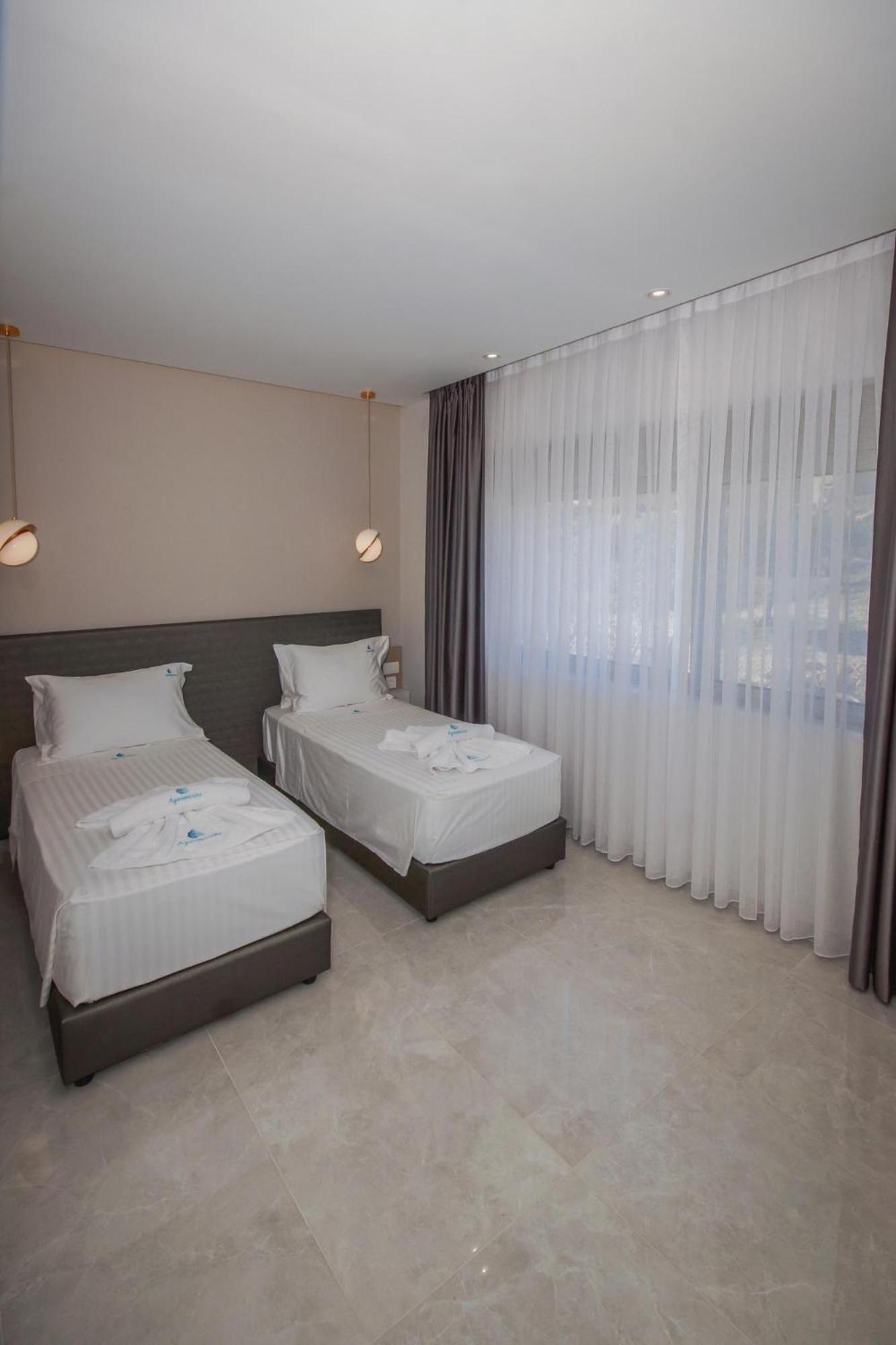 ארכאנגלוס Aquamarine Luxury Suites מראה חיצוני תמונה
