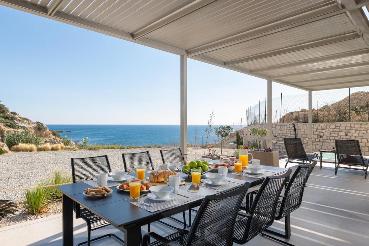ארכאנגלוס Aquamarine Luxury Suites מראה חיצוני תמונה